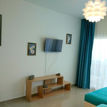 Blue Apartment In 5* Ceasar Resort Trikomo Eksteriør billede