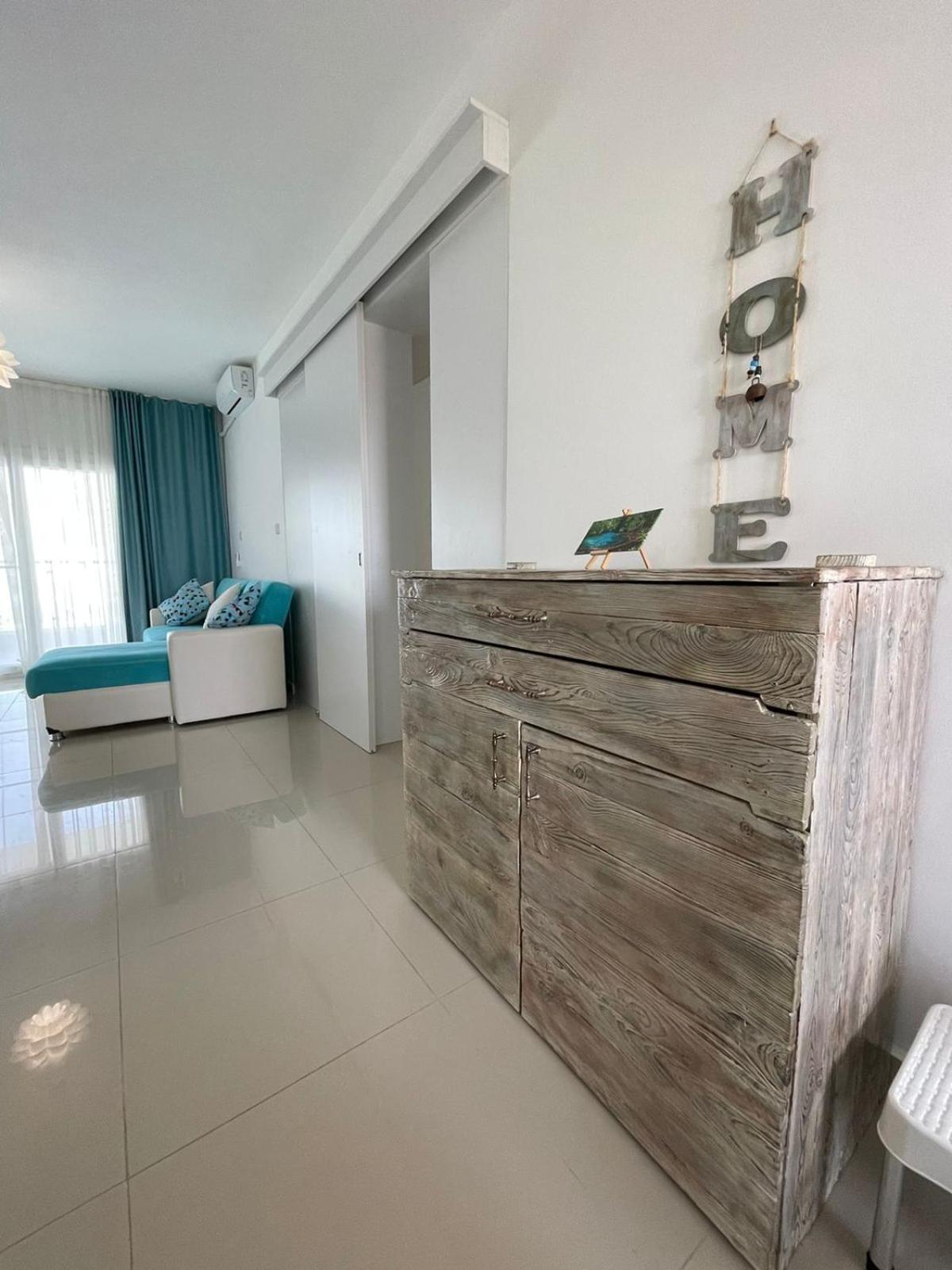 Blue Apartment In 5* Ceasar Resort Trikomo Eksteriør billede