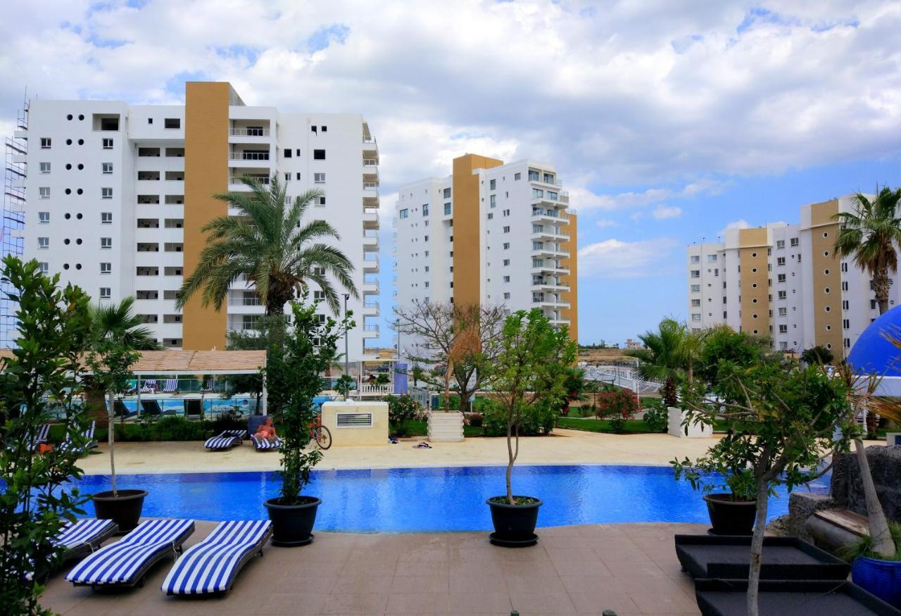 Blue Apartment In 5* Ceasar Resort Trikomo Eksteriør billede